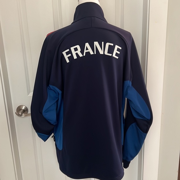 Adidas - Picture 4 of 5